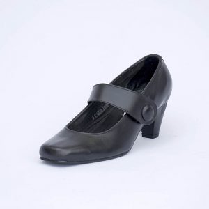 Zapato en cuero tipo calle para dama con correa